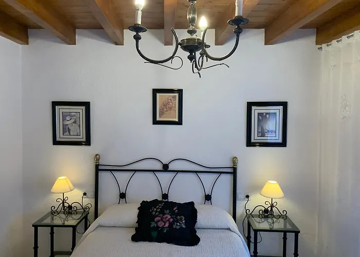 Piedra Dorada Semesterbostad *